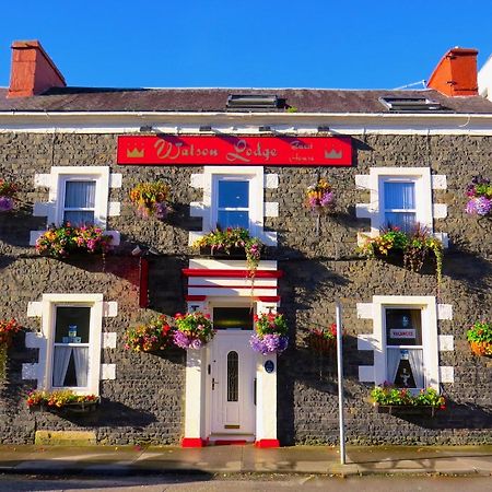 Watson Lodge Guest House غالاشيلز المظهر الخارجي الصورة