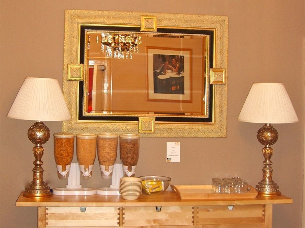 Watson Lodge Guest House غالاشيلز المظهر الخارجي الصورة
